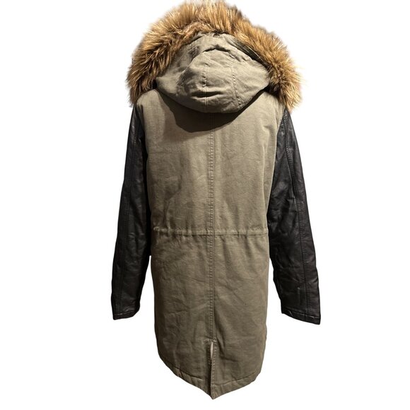 Tobi Green Coat Fur Hooded Parka Faux Leather Sleeves Quilted Lining Size Large - Picture 3 of 9